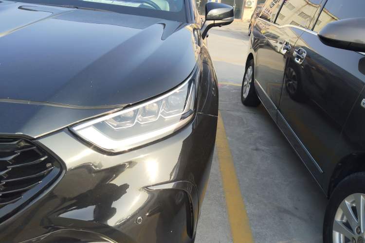 Used Toyota Crown Kluger 2022 2.5L HEV Two-Wheel Drive Entry Version Left Front Headlight