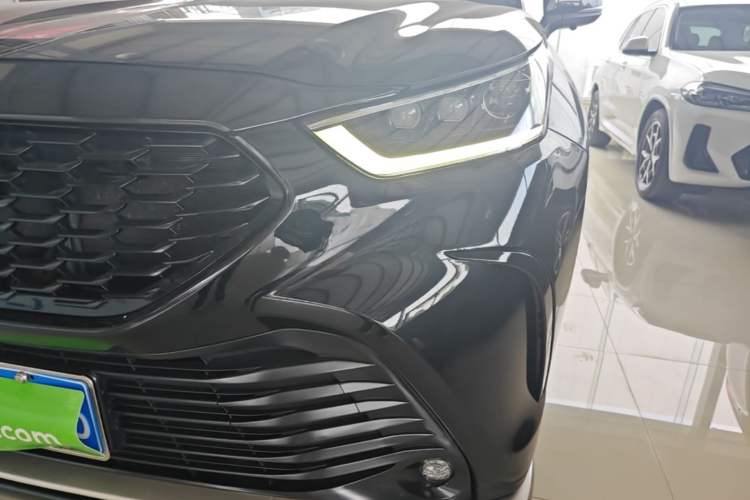 Used Toyota Crown Kluger 2022 2.0T Four-Wheel Drive Enjoyment Edition Left Front Headlight