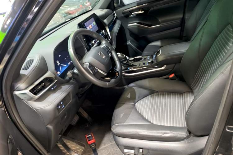 Used Toyota Crown Kluger 2022 2.0T Four-Wheel Drive Enjoyment Edition Left Front Seat