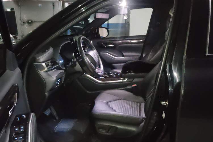 Used Toyota Crown Kluger 2022 2.5L HEV Four-Wheel Drive Premium Edition Left Front Seat