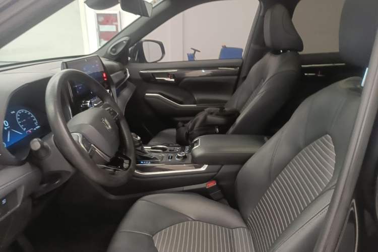 Used Toyota Crown Kluger 2022 2.0T Four-Wheel Drive Prestige Edition Left Front Seat