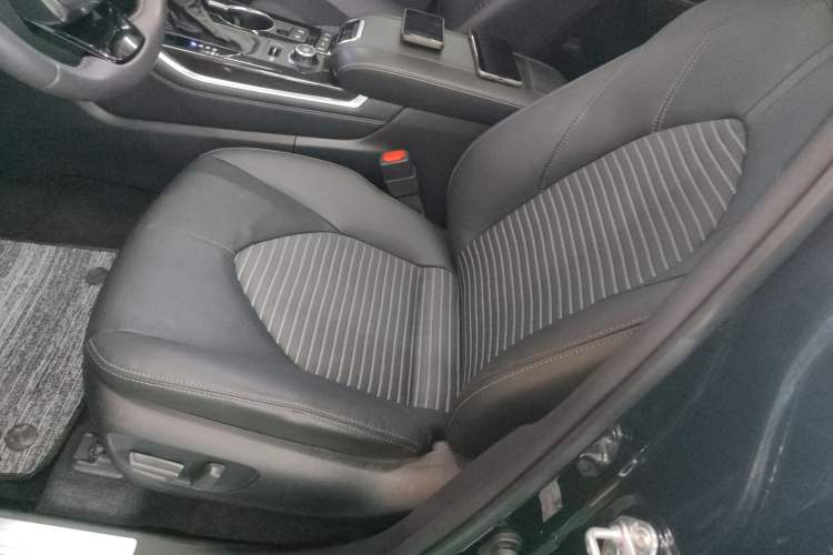 Used Toyota Crown Kluger 2022 2.0T Four-Wheel Drive Prestige Edition Left Front Seat