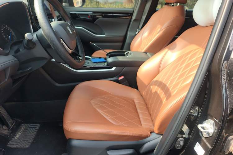 Used Toyota Crown Kluger 2022 2.5L HEV Two-Wheel Drive Entry Version Left Front Seat