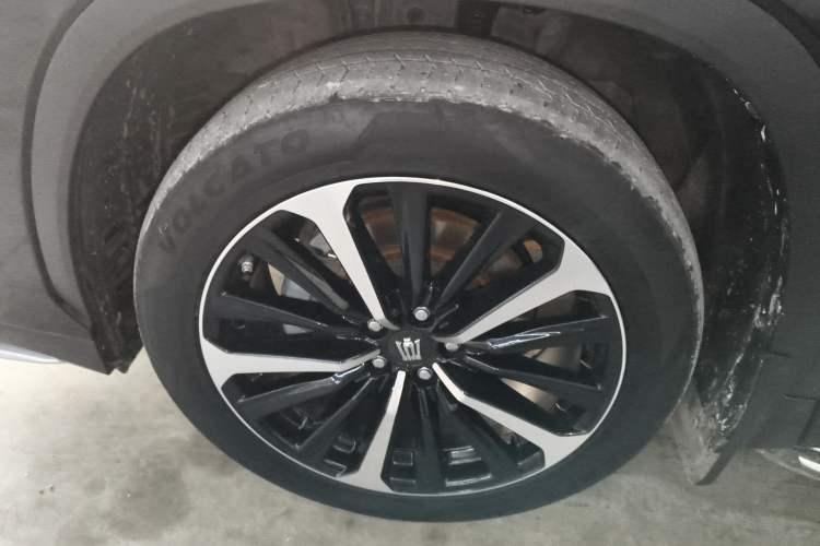 Used Toyota Crown Kluger 2022 2.5L HEV Four-Wheel Drive Premium Edition Left Front Wheel Hub