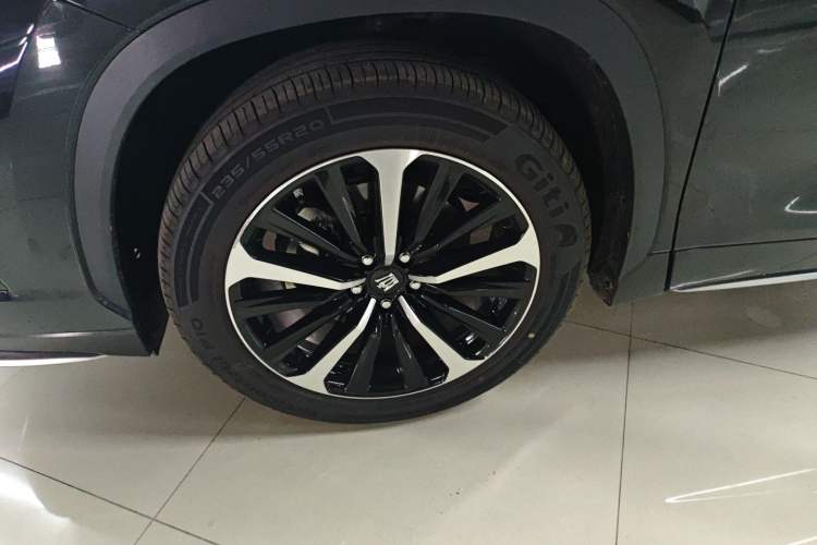 Used Toyota Crown Kluger 2022 2.5L HEV Four-Wheel Drive Flagship Edition Left Front Wheel Hub