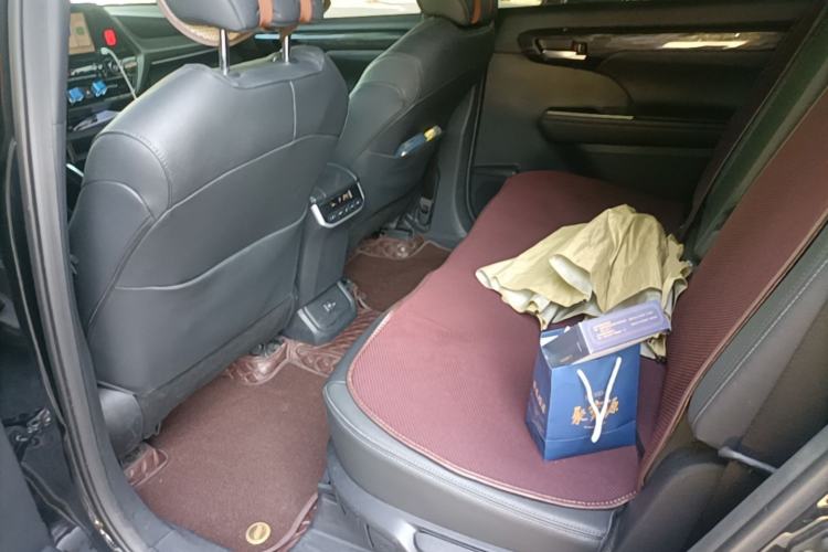 Used Toyota Crown Kluger 2022 2.0T Four-Wheel Drive Enjoyment Edition Left Rear Seat