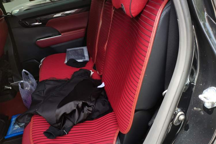 Used Toyota Crown Kluger 2022 2.5L HEV Four-Wheel Drive Flagship Edition Left Rear Seat