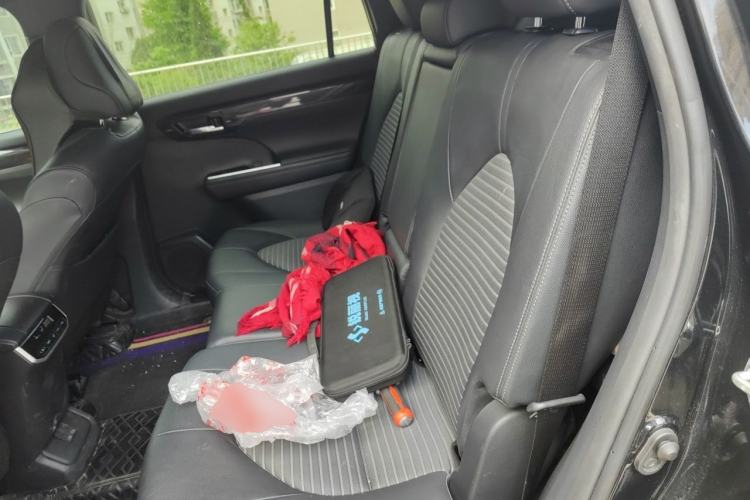 Used Toyota Crown Kluger 2022 2.5L HEV Four-Wheel Drive Premium Edition Left Rear Seat