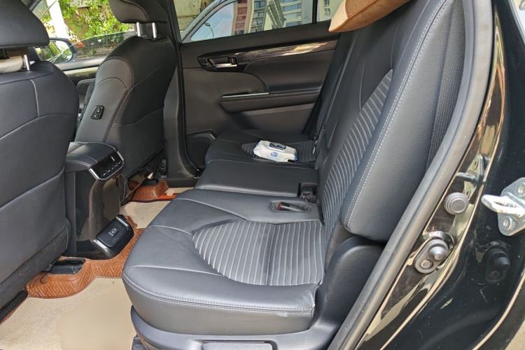 Used Toyota Crown Kluger 2022 2.5L HEV Four-Wheel Drive Premium Edition Left Rear Seat