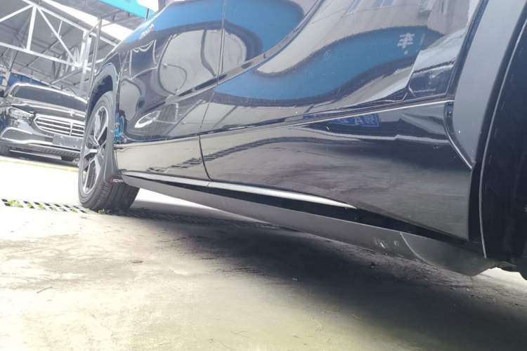 Used Toyota Crown Kluger 2022 2.5L HEV Four-Wheel Drive Flagship Edition Left Side Sill