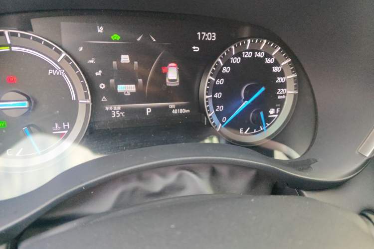 Used Toyota Crown Kluger 2022 2.5L HEV Four-Wheel Drive Elite Edition Odometer Close Up