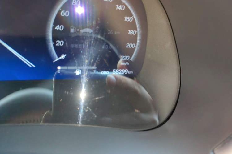 Used Toyota Crown Kluger 2022 2.0T Four-Wheel Drive Enjoyment Edition Odometer Close Up