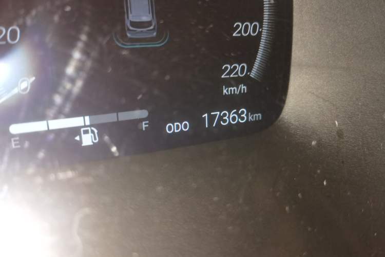 Used Toyota Crown Kluger 2022 2.0T Four-Wheel Drive Enjoyment Edition Odometer Close Up
