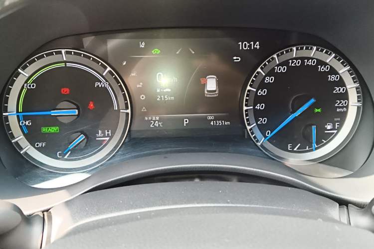 Used Toyota Crown Kluger 2022 2.5L HEV Four-Wheel Drive Luxury Edition Odometer Close Up