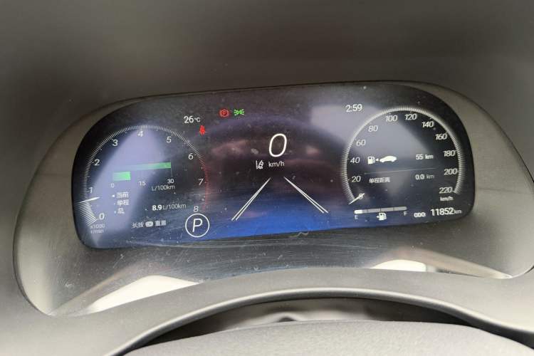 Used Toyota Crown Kluger 2022 2.0T Four-Wheel Drive Prestige Edition Odometer Close Up