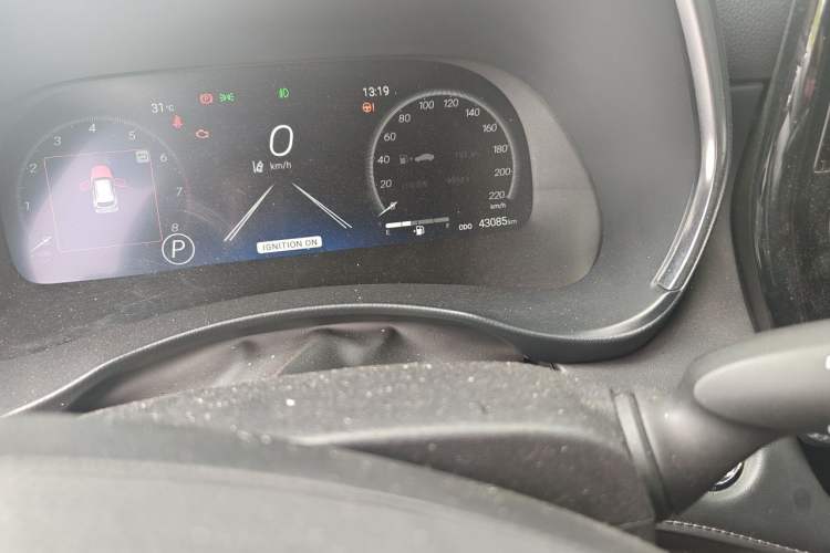 Used Toyota Crown Kluger 2022 2.0T Four-Wheel Drive Enjoyment Edition Odometer Close Up