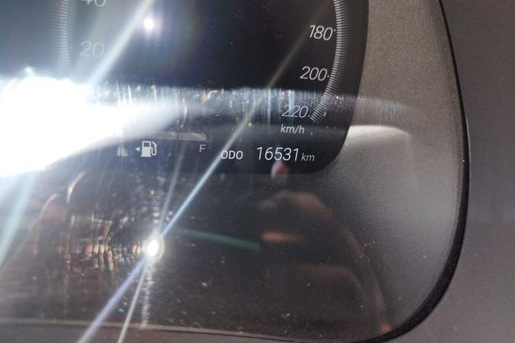 Used Toyota Crown Kluger 2022 2.0T Four-Wheel Drive Prestige Edition Odometer Close Up