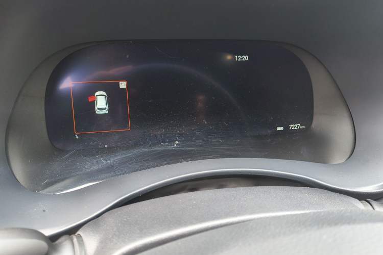 Used Toyota Crown Kluger 2022 2.0T Four-Wheel Drive Enjoyment Edition Odometer Close Up