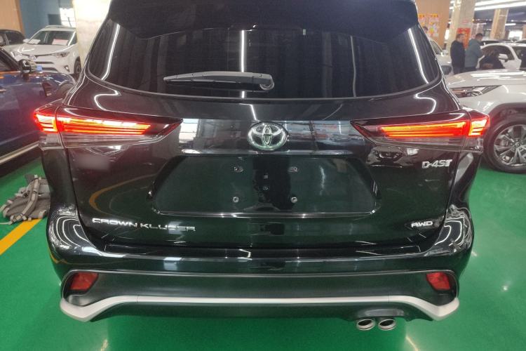 Used Toyota Crown Kluger 2022 2.0T Four-Wheel Drive Prestige Edition Rear