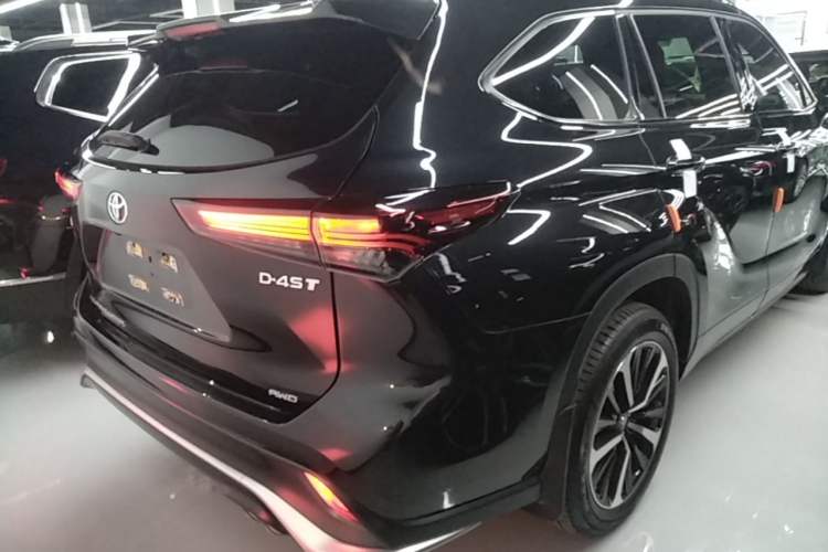 Used Toyota Crown Kluger 2022 2.0T Four-Wheel Drive Prestige Edition Rear