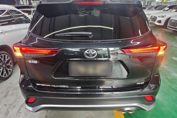 Used Toyota Crown Kluger 2022 2.0T Four-Wheel Drive Prestige Edition Rear