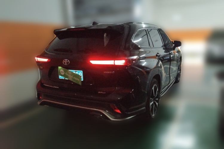 Used Toyota Crown Kluger 2022 2.5L HEV Four-Wheel Drive Premium Edition Rear Right 45 Deg