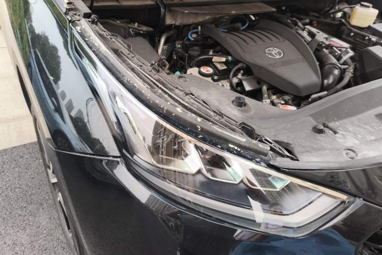 Used Toyota Crown Kluger 2022 2.0T Four-Wheel Drive Jingzun Edition Right Front Headlight