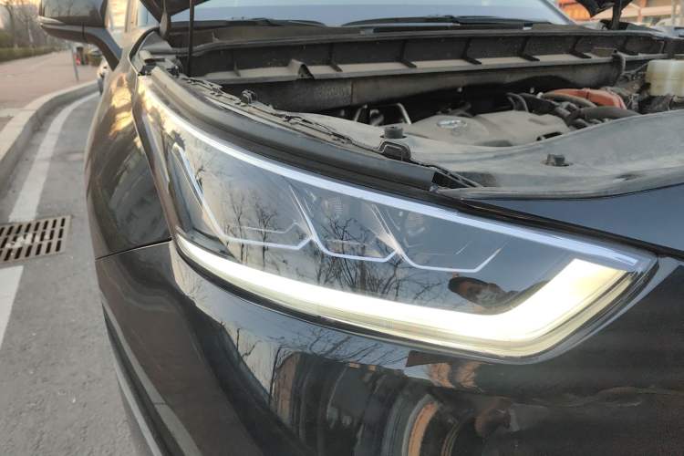 Used Toyota Crown Kluger 2022 2.5L HEV Four-Wheel Drive Luxury Edition Right Front Headlight