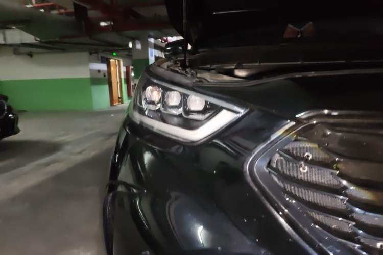 Used Toyota Crown Kluger 2022 2.5L HEV Four-Wheel Drive Premium Edition Right Front Headlight
