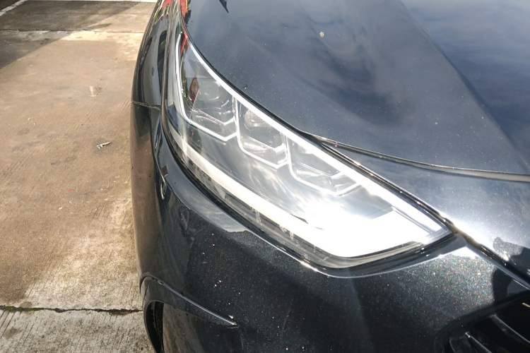 Used Toyota Crown Kluger 2022 2.0T Four-Wheel Drive Prestige Edition Right Front Headlight