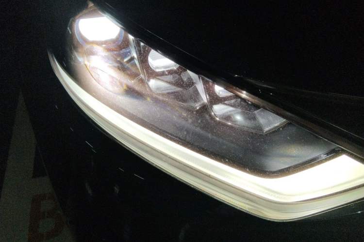 Used Toyota Crown Kluger 2022 2.5L HEV Four-Wheel Drive Premium Edition Right Front Headlight