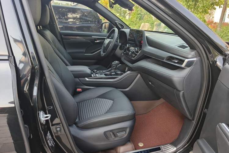 Used Toyota Crown Kluger 2022 2.0T Four-Wheel Drive Prestige Edition Right Front Seat