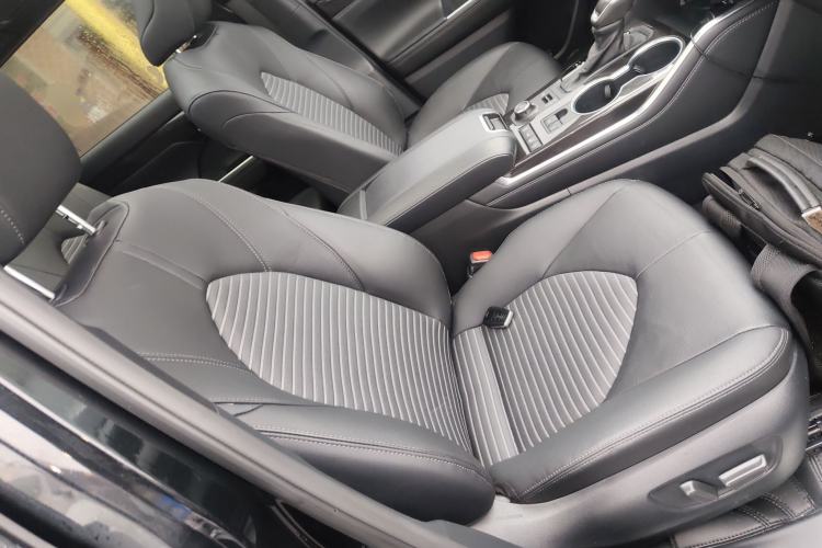Used Toyota Crown Kluger 2022 2.0T Four-Wheel Drive Enjoyment Edition Right Front Seat