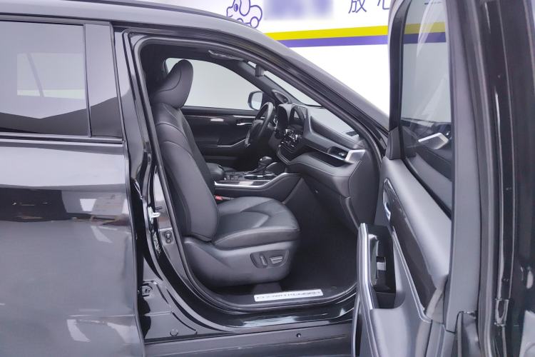 Used Toyota Crown Kluger 2022 2.5L HEV Four-Wheel Drive Flagship Edition Right Front Seat