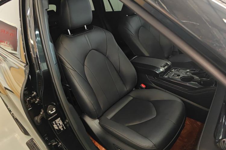 Used Toyota Crown Kluger 2022 2.5L HEV Four-Wheel Drive Flagship Edition Right Front Seat