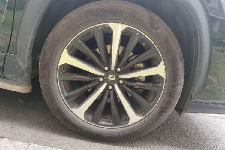 Used Toyota Crown Kluger 2022 2.5L HEV Four-Wheel Drive Premium Edition Right Front Wheel Hub