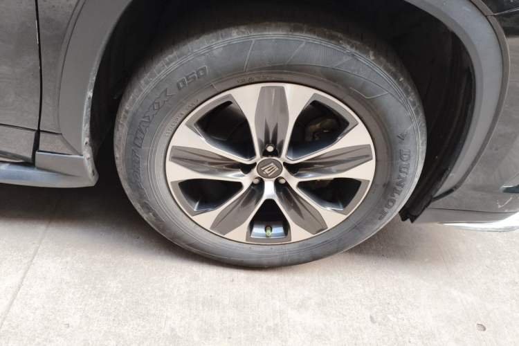 Used Toyota Crown Kluger 2022 2.5L HEV Two-Wheel Drive Entry Version Right Front Wheel Hub