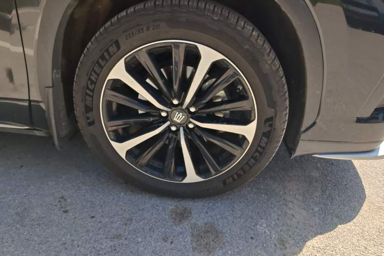 Used Toyota Crown Kluger 2022 2.0T Four-Wheel Drive Prestige Edition Right Front Wheel Hub