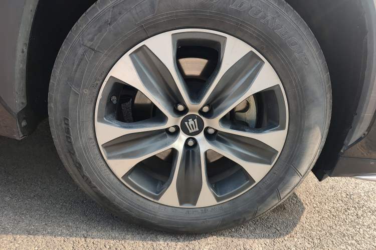 Used Toyota Crown Kluger 2022 2.5L HEV Two-Wheel Drive Entry Version Right Front Wheel Hub