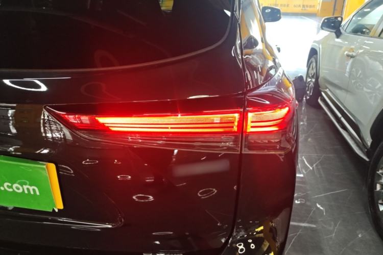 Used Toyota Crown Kluger 2022 2.5L HEV Four-Wheel Drive Premium Edition Right Rear Taillight