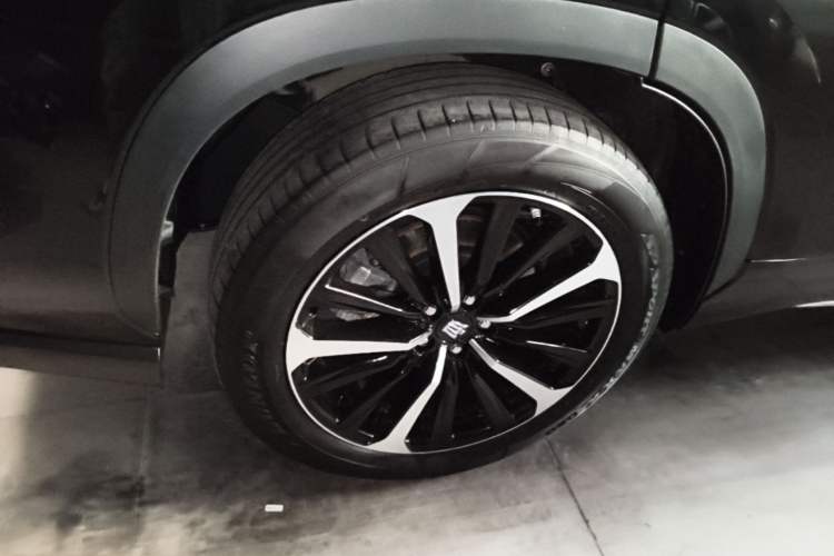 Used Toyota Crown Kluger 2022 2.5L HEV Four-Wheel Drive Premium Edition Right Rear Wheel Hub