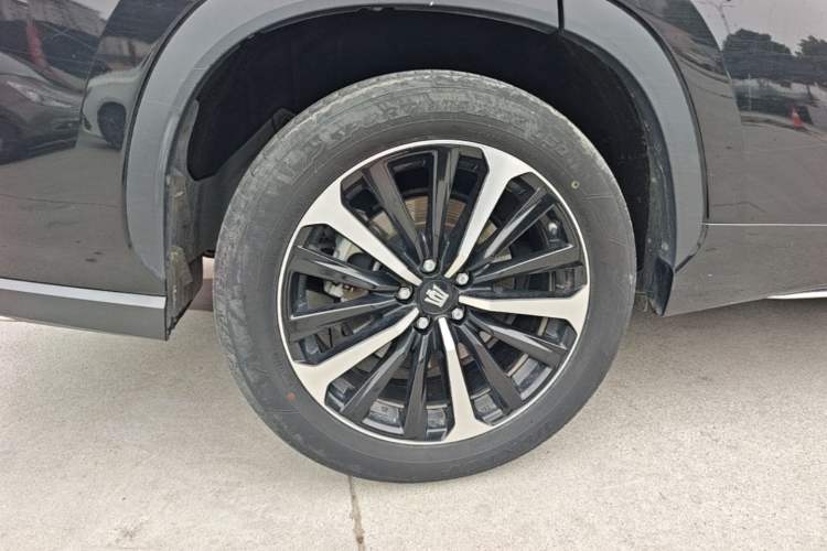 Used Toyota Crown Kluger 2022 2.5L HEV Four-Wheel Drive Luxury Edition Right Rear Wheel Hub