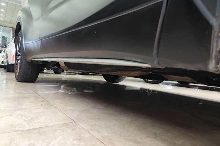 Used Toyota Crown Kluger 2022 2.5L HEV Four-Wheel Drive Luxury Edition Right Side Sill