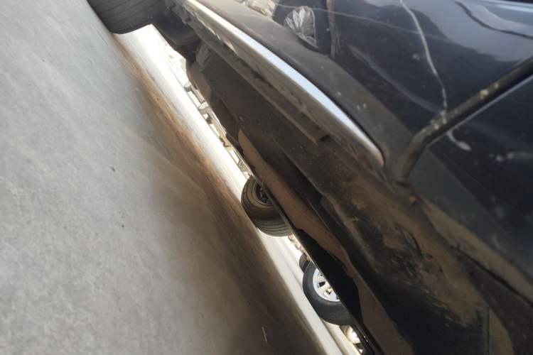 Used Toyota Crown Kluger 2022 2.5L HEV Two-Wheel Drive Entry Version Right Side Sill