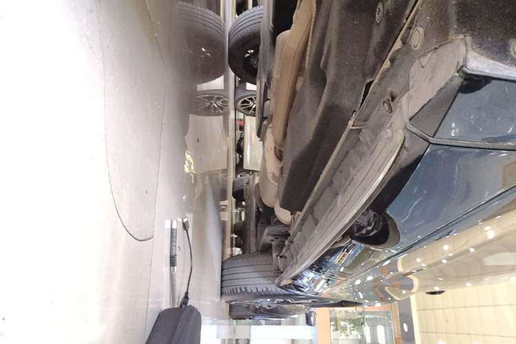 Used Toyota Crown Kluger 2022 2.5L HEV Four-Wheel Drive Luxury Edition Right Side Sill
