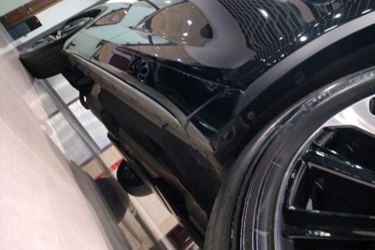 Used Toyota Crown Kluger 2022 2.5L HEV Four-Wheel Drive Flagship Edition Right Side Sill