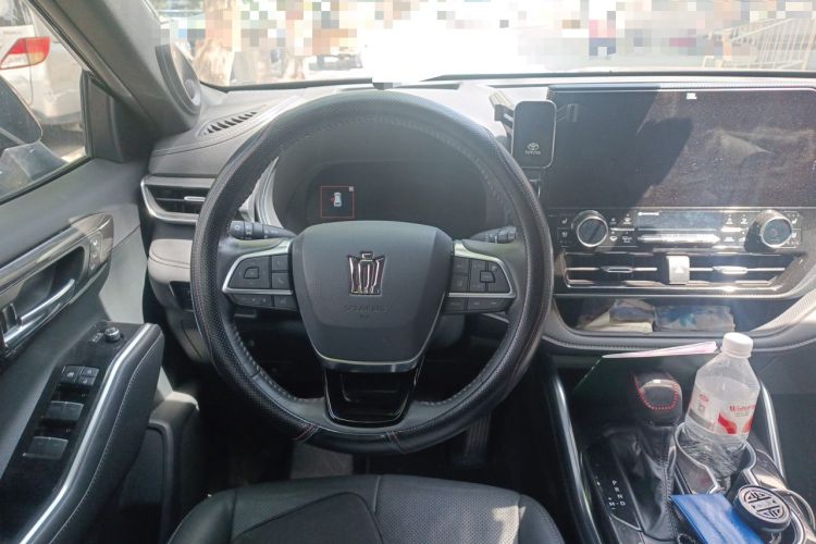 Used Toyota Crown Kluger 2022 2.0T Four-Wheel Drive Jingzun Edition Steering Wheel