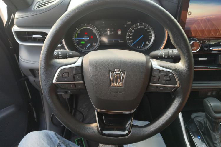 Used Toyota Crown Kluger 2022 2.5L HEV Two-Wheel Drive Entry Version Steering Wheel