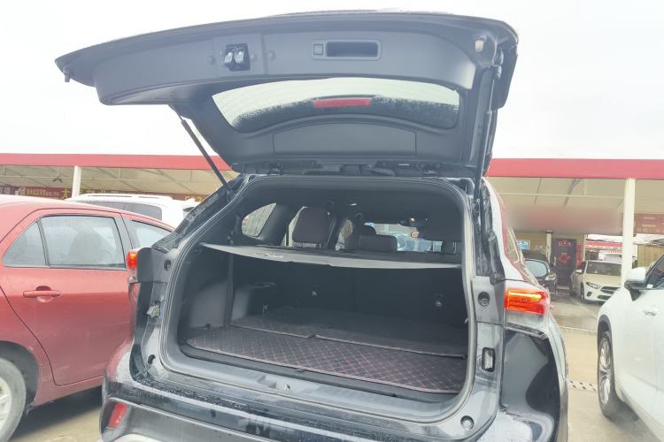 Used Toyota Crown Kluger 2022 2.5L HEV Four-Wheel Drive Elite Edition Trunk