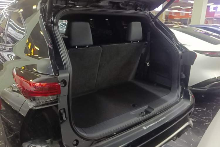 Used Toyota Crown Kluger 2022 2.5L HEV Four-Wheel Drive Premium Edition Trunk